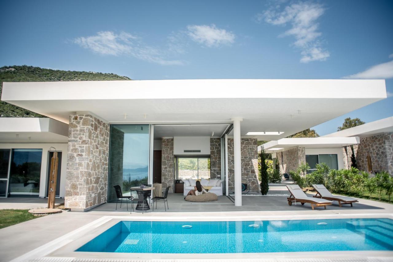 Varko Luxury Suites Palairos Екстер'єр фото
