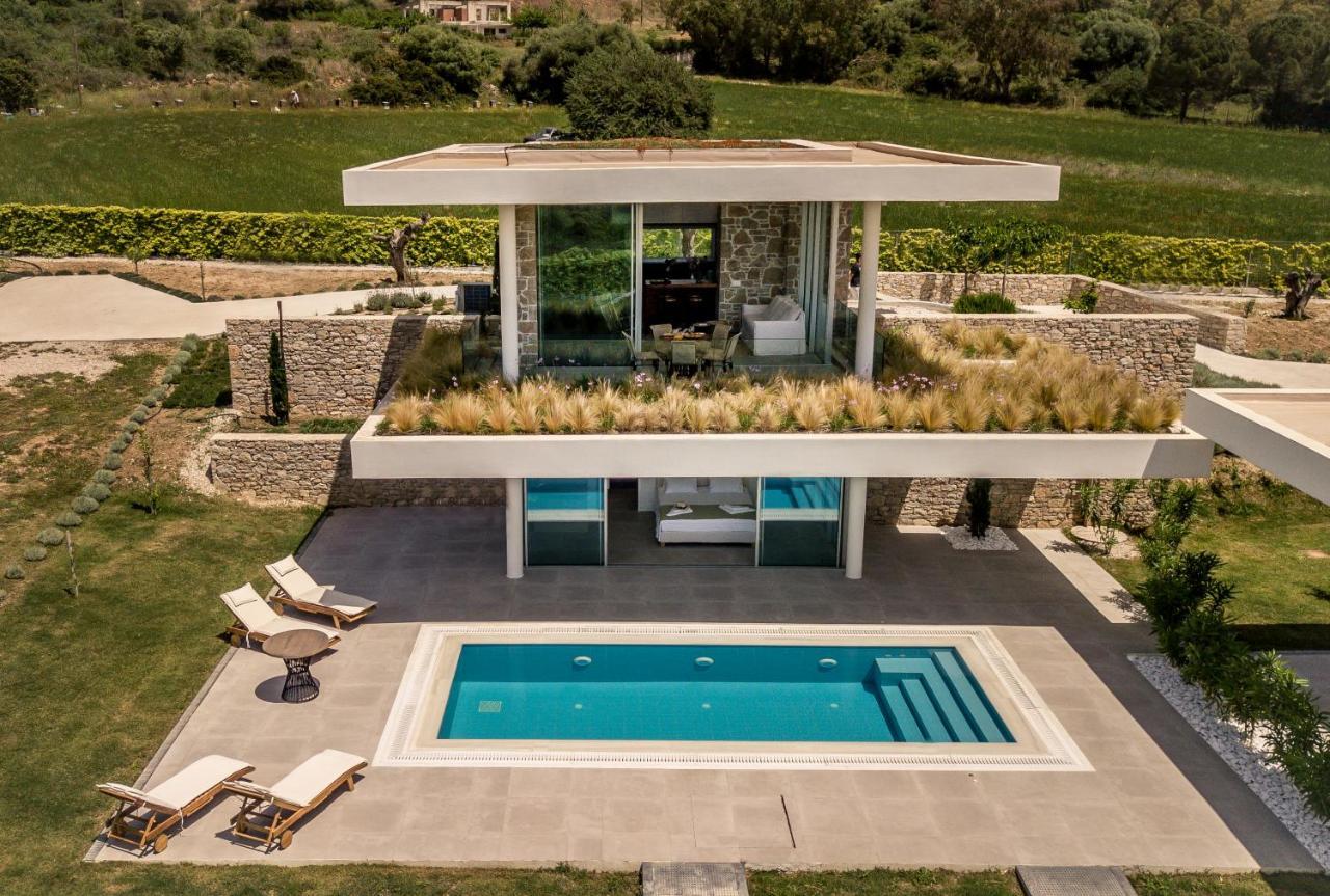 Varko Luxury Suites Palairos Екстер'єр фото