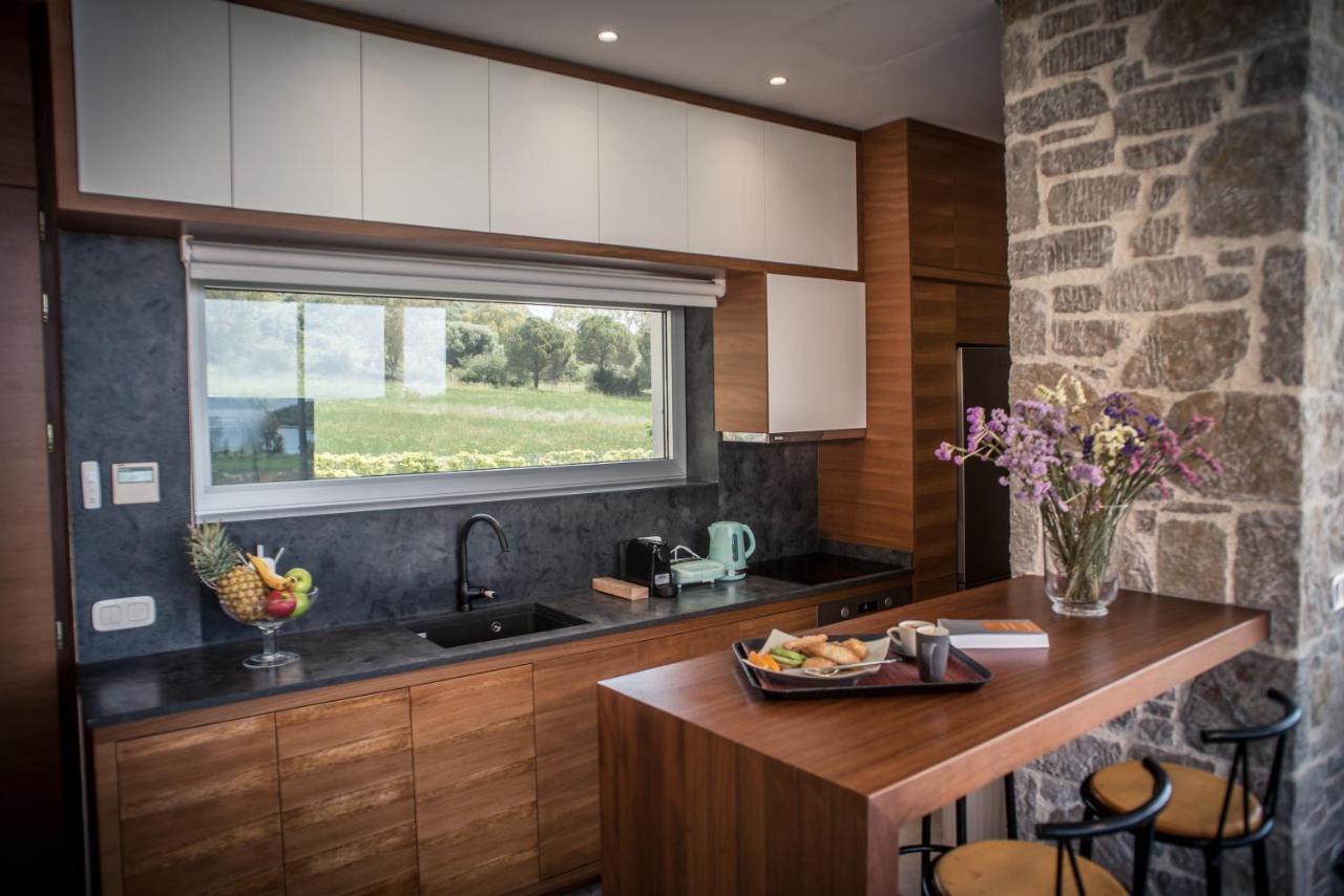 Varko Luxury Suites Palairos Екстер'єр фото