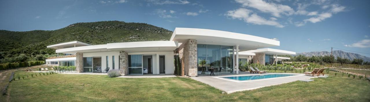 Varko Luxury Suites Palairos Екстер'єр фото