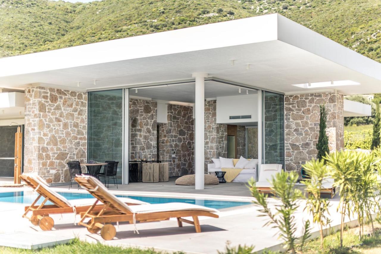 Varko Luxury Suites Palairos Екстер'єр фото