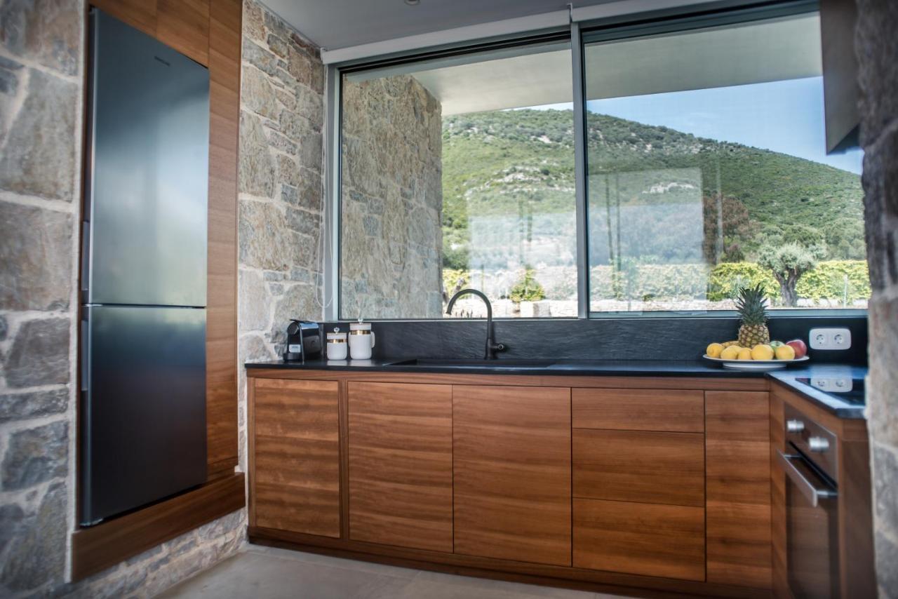 Varko Luxury Suites Palairos Екстер'єр фото
