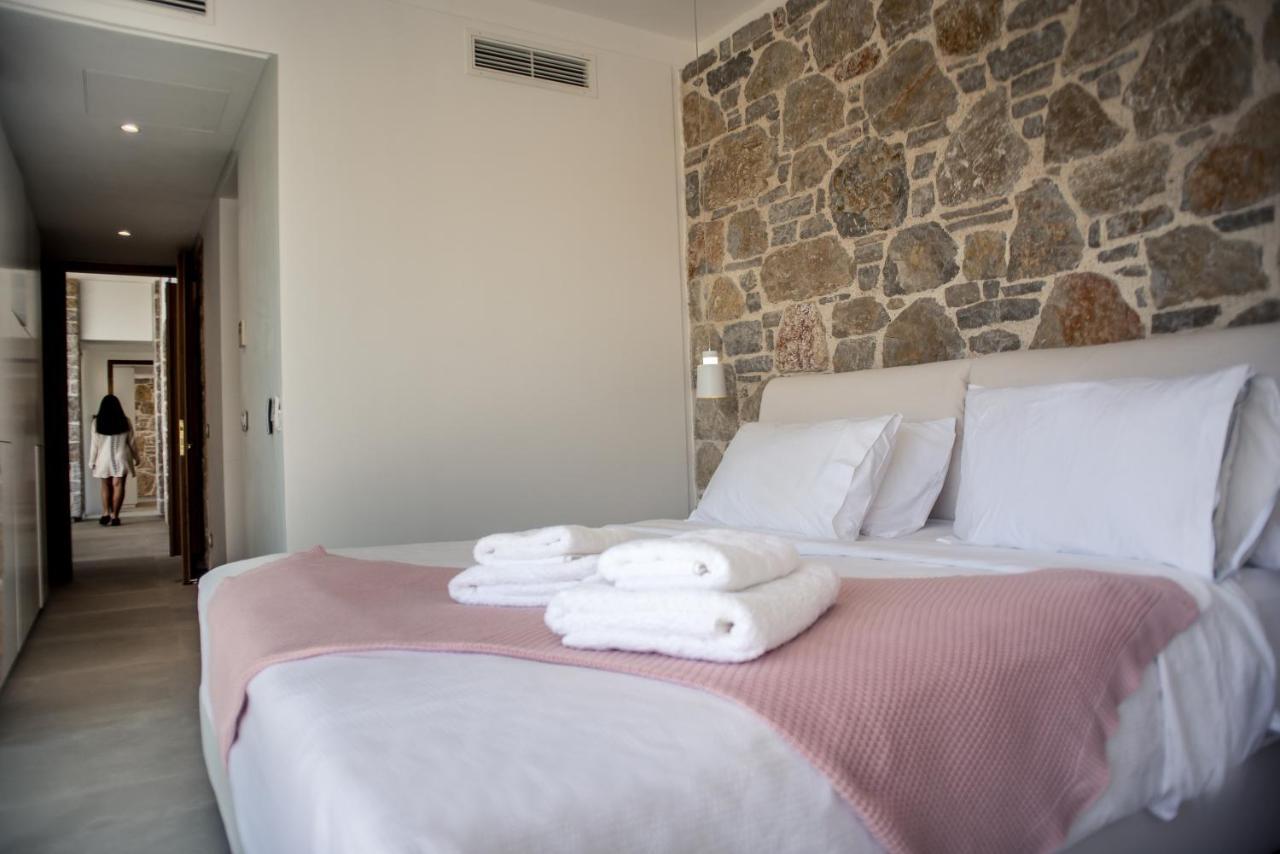 Varko Luxury Suites Palairos Екстер'єр фото