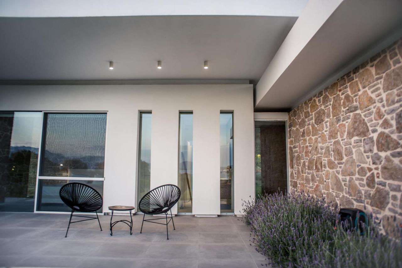 Varko Luxury Suites Palairos Екстер'єр фото