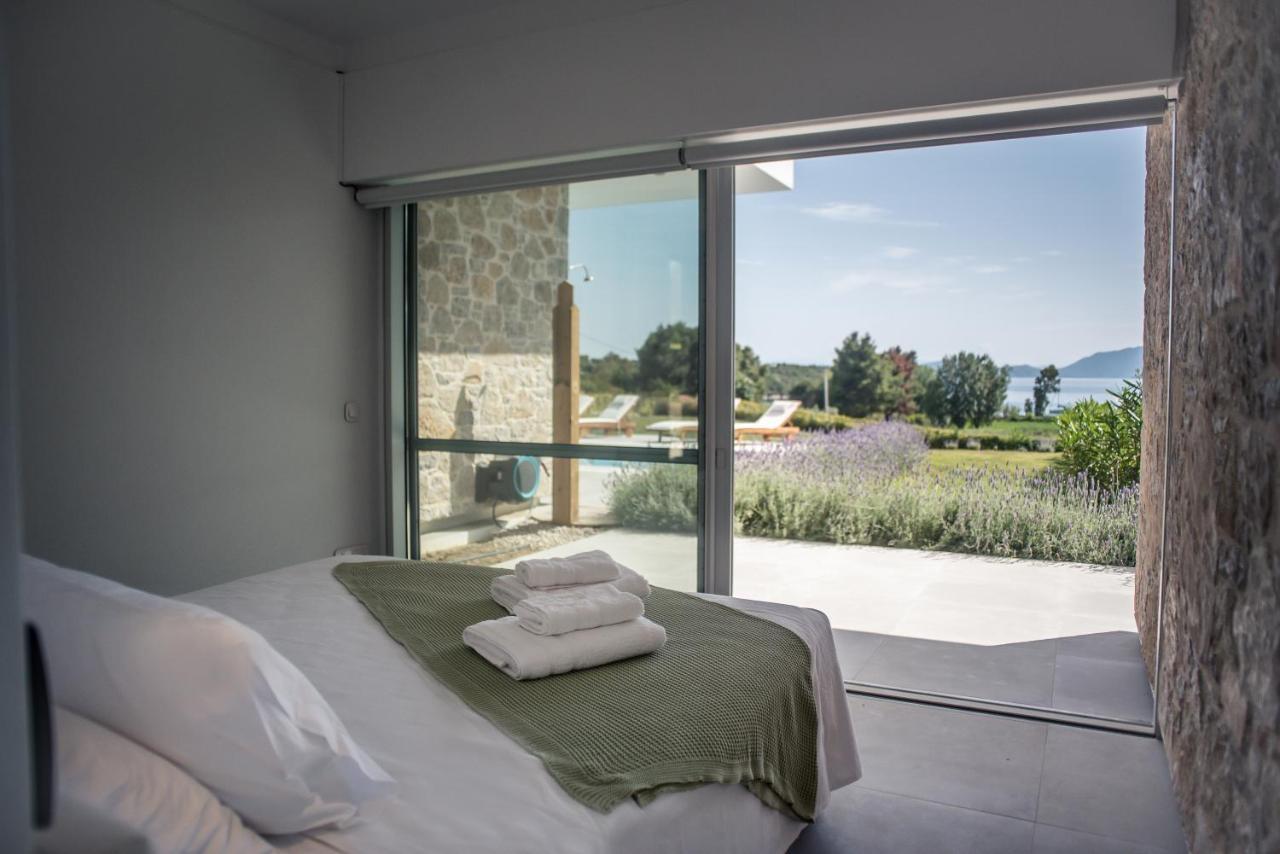 Varko Luxury Suites Palairos Екстер'єр фото