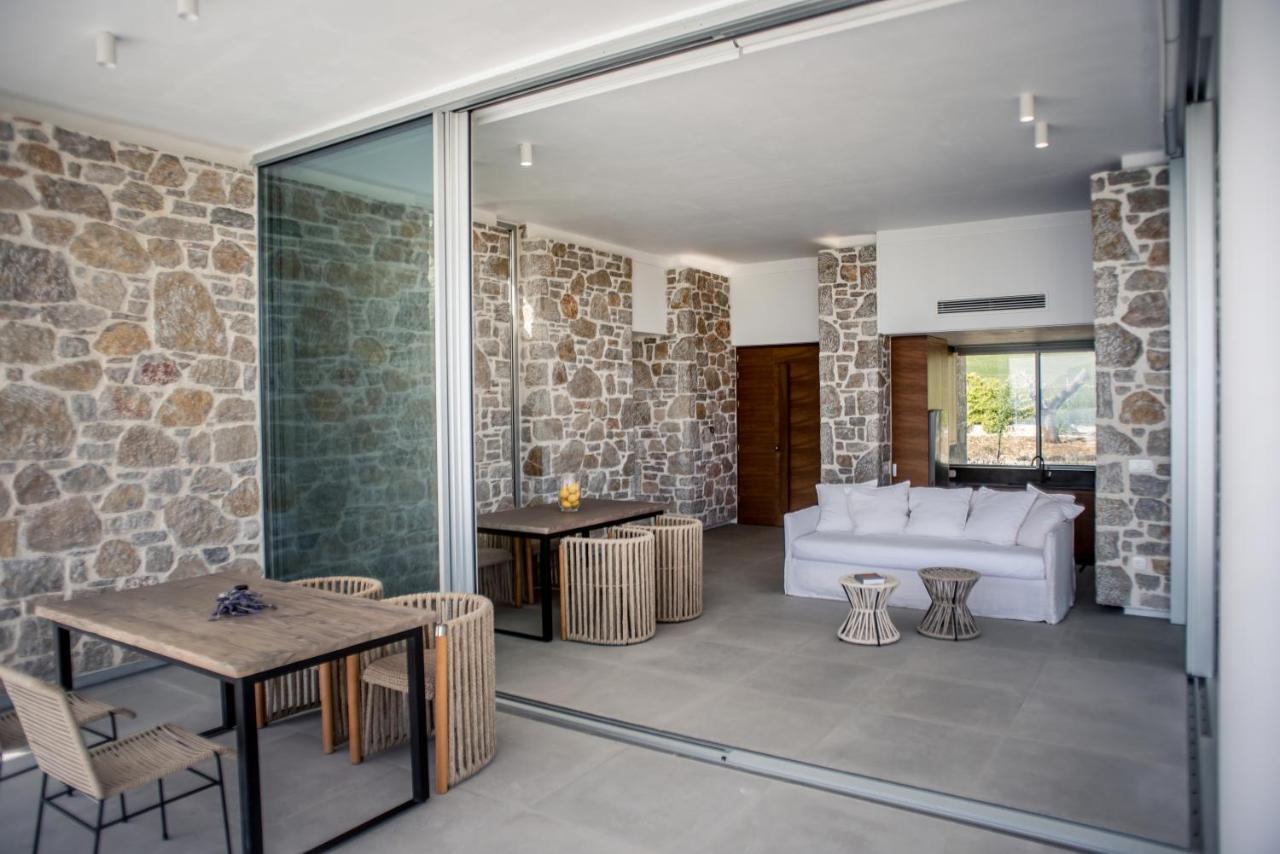 Varko Luxury Suites Palairos Екстер'єр фото
