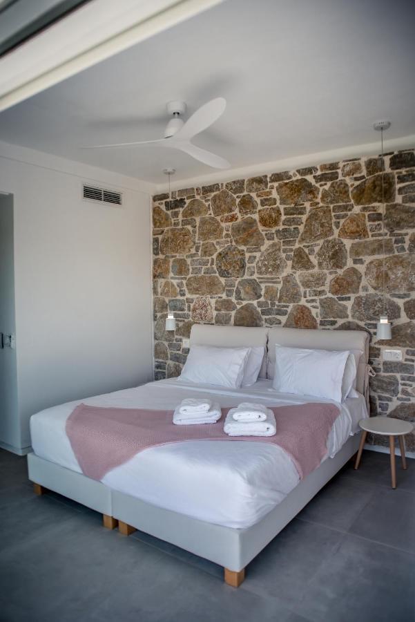 Varko Luxury Suites Palairos Екстер'єр фото